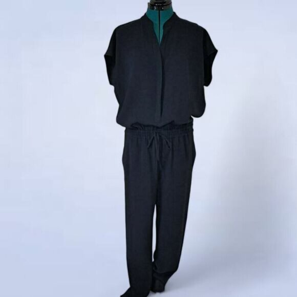 Aritzia Babaton Donnie Black Short Sleeve Jumpsuit - Size Large - Picture 2 of 12